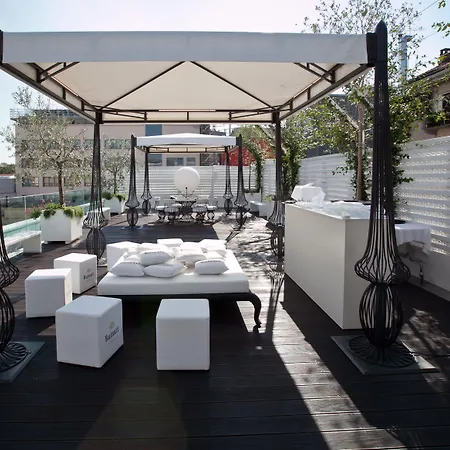 Magna Pars L'hotel à Parfum 5*