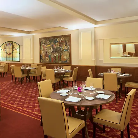 Starhotels Business Palace