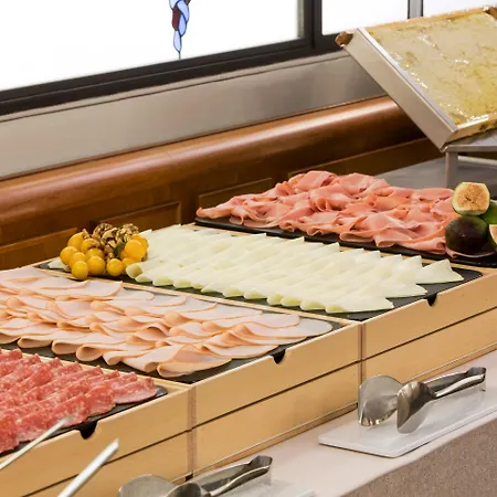 スターホテルズ ビジネス パレス ミラノ