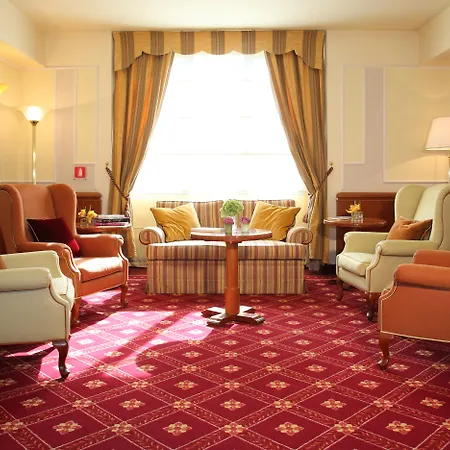 Hotel Starhotels Business Palace 4*