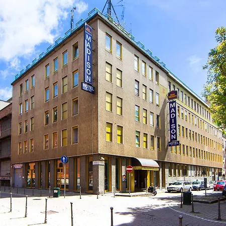 Western Madison 4*