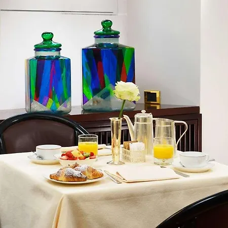 米兰皮埃尔酒店 5* 米兰