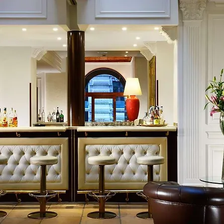 Pierre Hotel 5*