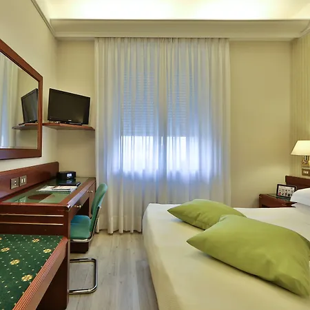 Astoria Sure Collection By Western 3* Milano