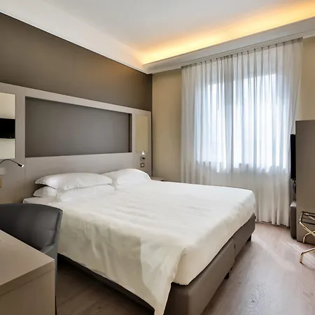 Astoria Sure Collection By Western Hotell Milano