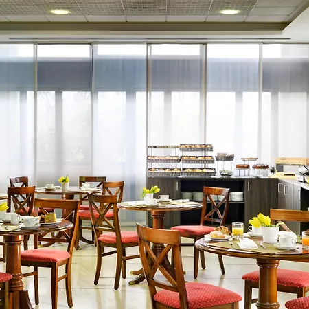 Unaway & Quark Due 4*