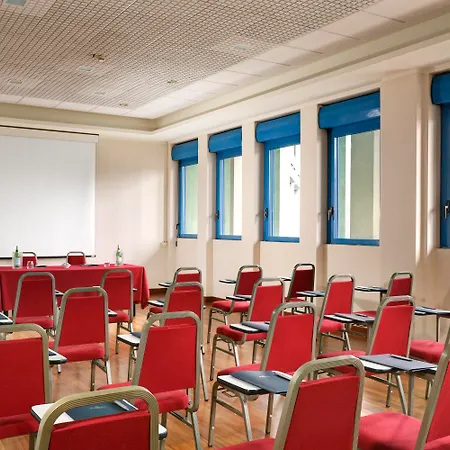 Aparthotel Unaway & Quark Due