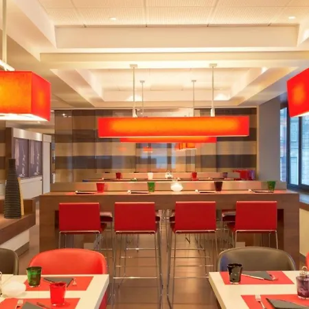 Отель Ibis Centro 3*