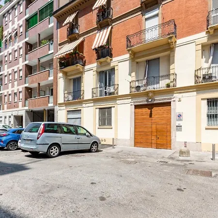 Apartment Bright 600mt From Viale Zara! Milan