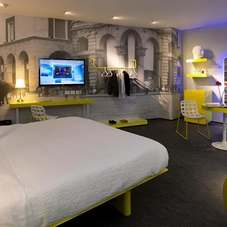 The Street Duomo | A Design Boutique Hotell Milano