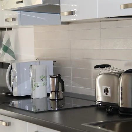 Stephenson Apartment *