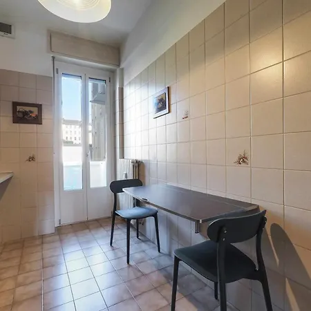 Mba24 Charming Close To Metro Fieracitylife Lägenhet *