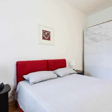 Sv18c -charming Modern Flat S. Ambrogio Апартаменты Милан