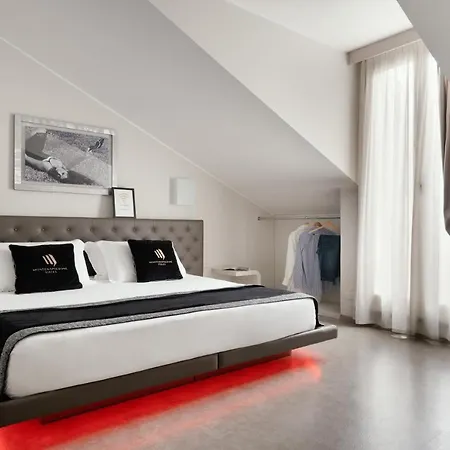 蒙特拿破仑大道套房酒店