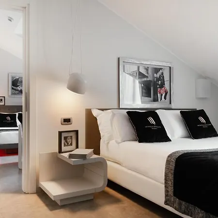 Montenapoleone 4* Mailand