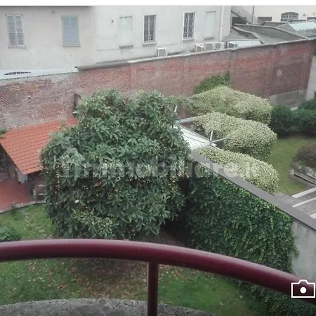 아파트 Quiet And Comfortable In Porta Romana 밀라노