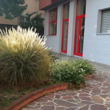 아파트 Quiet And Comfortable In Porta Romana 밀라노