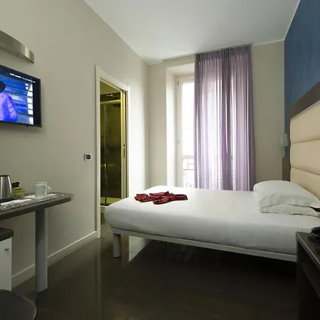 Hotel Five