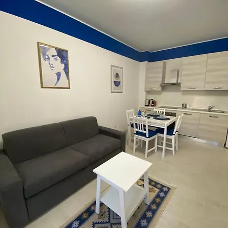 Lady Indigo San Siro Apartment Mailand