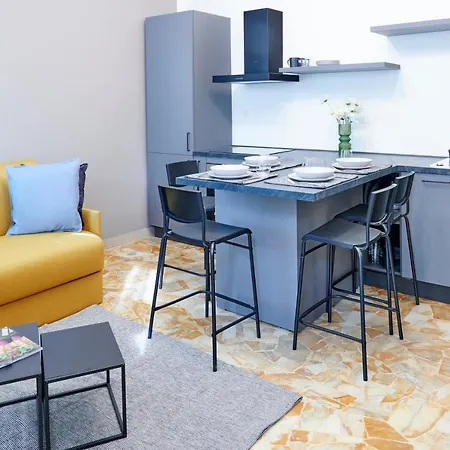 Red Ribbon Πανσιόν 4*