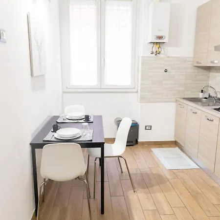 Sweet House Navigli Apartment *
