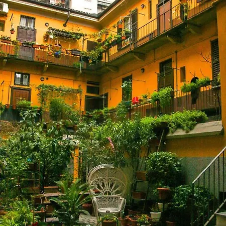 Cozy Navigli Apartament Mediolan