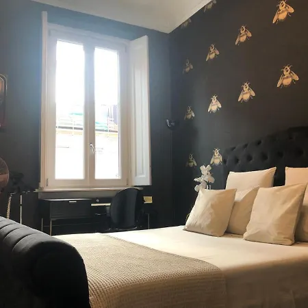 Lippi 42 With Private Garden Nocleg ze śniadaniem *