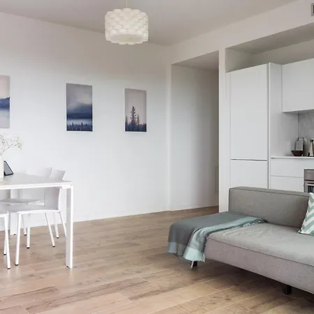 아파트 Joivy Uptown Flats With Balcony, Good Connection To Centre 밀라노