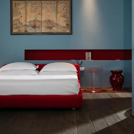 Palazzo Segreti 4* Milan