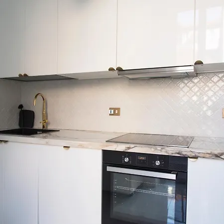 Apartment Youhosty - Farneti 1 Milan