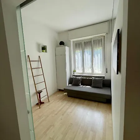 Claudia's In Fieracity&mico&sansiro * Mailand