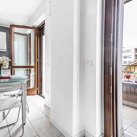 Altido Cosy 1-bed With Balcony Apartamento *