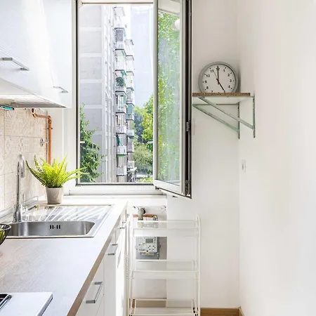 Joivy Adorable Flat With Balcony * 밀라노