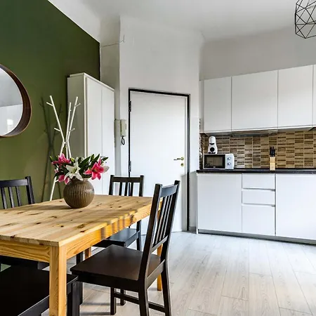 Joivy Cosy 1-bed Flat In Navigli Milano