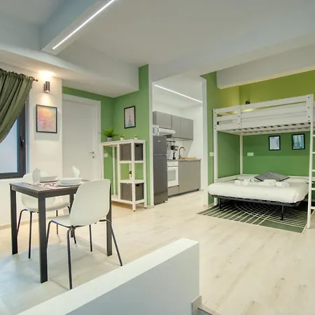 Hotel Suzzani 273