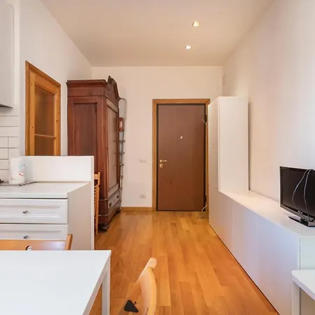 Apartment Comfort Near P Venezia / Cso B Aires - Casati