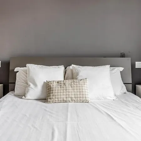 Apartamento Altido Cosy 1-bed With Balcony Milán