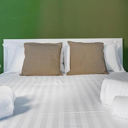 Joivy Cosy 1-bed Flat In Navigli