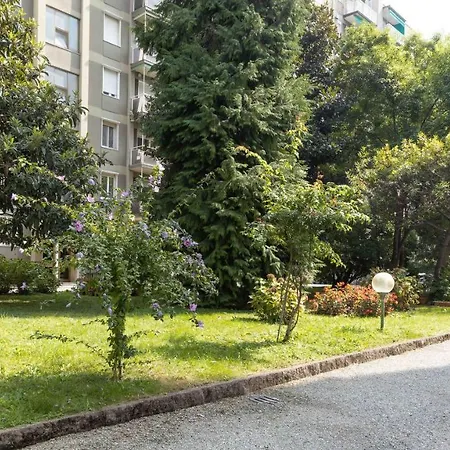 Joivy Adorable Flat With Balcony Apartament