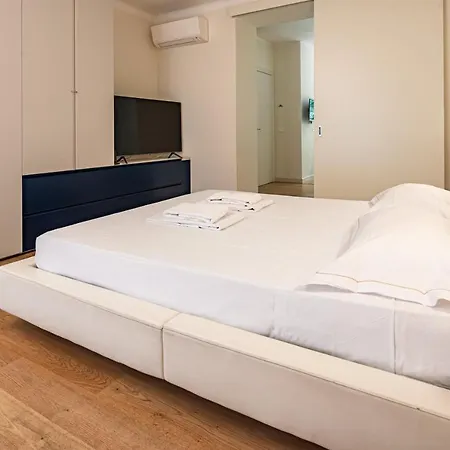 Brera Livings, Charming Flat Near Duomo Mediolan