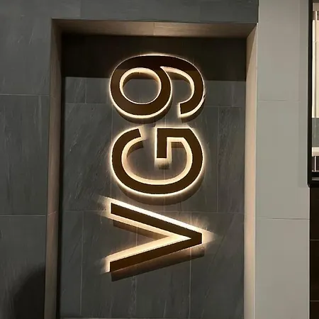 Number House - Number 9 * Milano