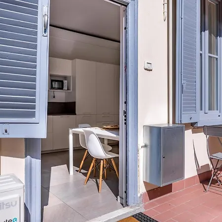 דירה Cosy With Shared Terrace!