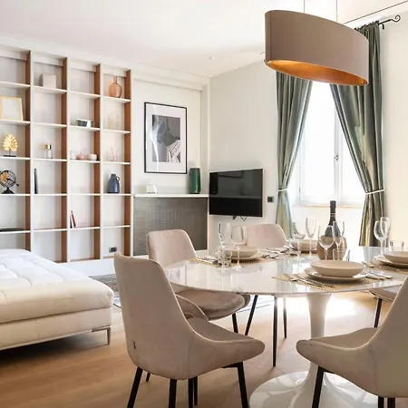 Heart Duomo District Apartment Milan
