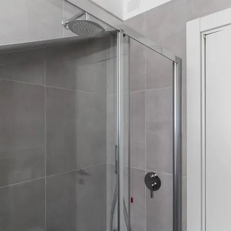 Italianway Easy - Commenda 35 Appartement