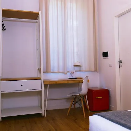 La Bed & Breakfast 4*