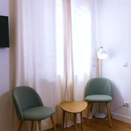 La Bed & Breakfast 4*