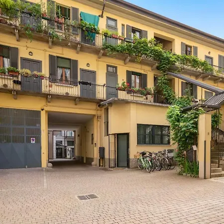 Modern Loft In Porta Venezia Milan