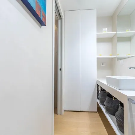 Apartman Altido Gorgeous Loft For 4 Near Arco Della Pace *