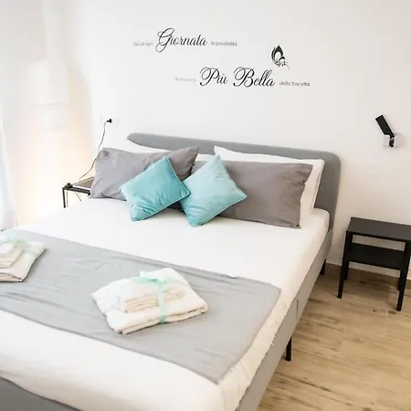 Apartamento ! Tiffany ! Cinema - Metro 5 Min - 70mq