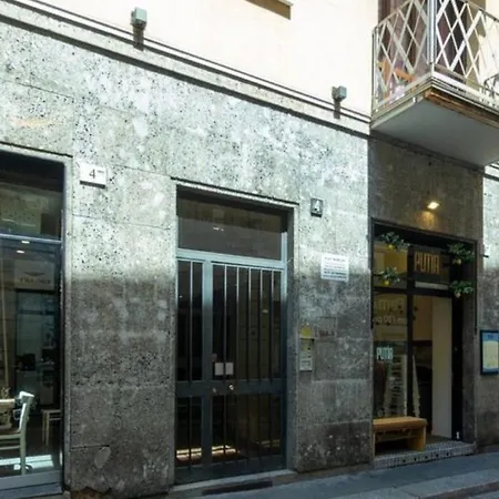 Luxury 100 Mq A Stone's Throw From The Duomo Apartment Milan